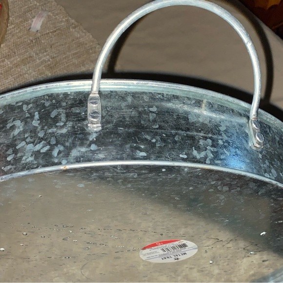 Metal Tray - Picture 3 of 5